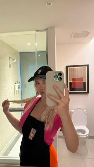 Julia Tate OnlyFans Leaked Free Thumbnail Picture - #RbsODLbaYo