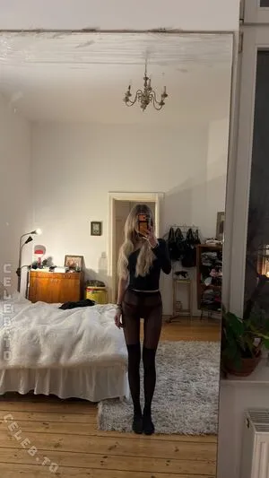 Julia Wulf OnlyFans Leaked Free Thumbnail Picture - #SEMRsFaxBX