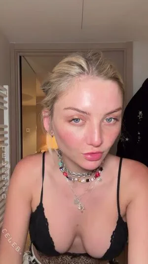 Julia Wulf OnlyFans Leaked Free Thumbnail Picture - #s7lTiJwLtk