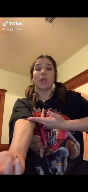 Juliagoolia69 OnlyFans Leaked Free Thumbnail Picture - #qwTZF3VW5Z