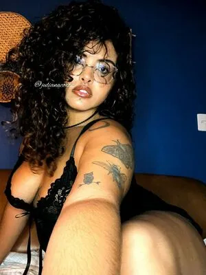 Juliana Coxta Thumbnail Picture