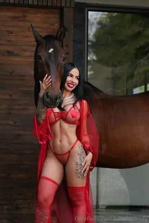 Julianacandy Thumbnail Picture