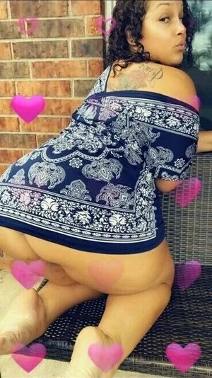 Julianajuggz Thumbnail Picture