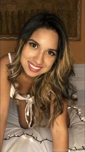 Juliarocavip OnlyFans Leaked Free Thumbnail Picture - #na1ONWNcGI