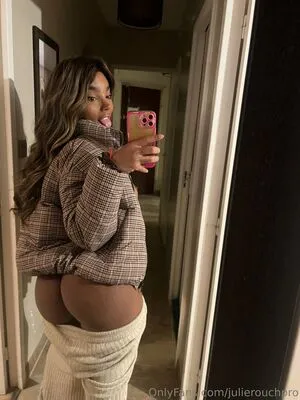 Julierouchpro OnlyFans Leaked Free Thumbnail Picture - #HaSt2YAMV2