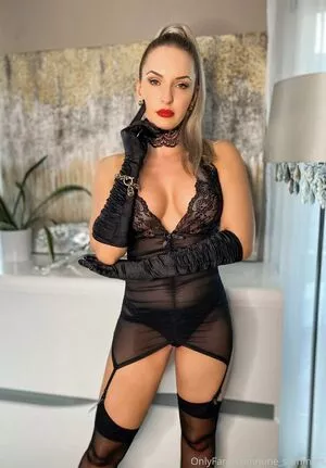 June summers OnlyFans Leaked Free Thumbnail Picture - #kJsbCtwFv1