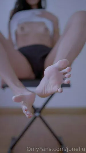 Juneliu OnlyFans Leaked Free Thumbnail Picture - #8oaLWXyGe5
