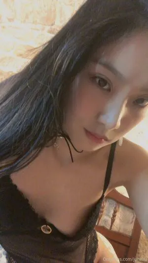 Juneliu OnlyFans Leaked Free Thumbnail Picture - #R2WffmdPHe