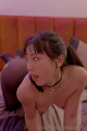 Juneliu OnlyFans Leaked Free Thumbnail Picture - #q8jBgWLkyk