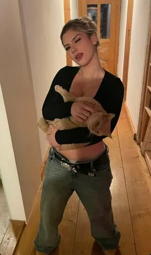 Junepersyn OnlyFans Leaked Free Thumbnail Picture - #QhN9ijvess