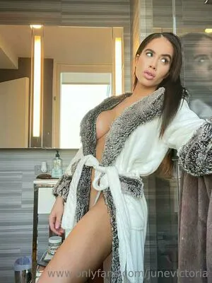 Junevictoria OnlyFans Leaked Free Thumbnail Picture - #ZKrVSKO2YX