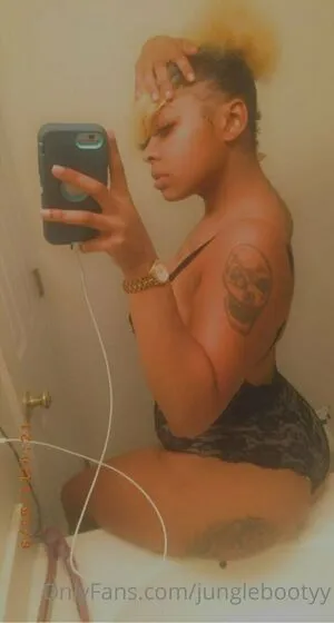 Junglebootyy OnlyFans Leaked Free Thumbnail Picture - #eeHRTHY19D