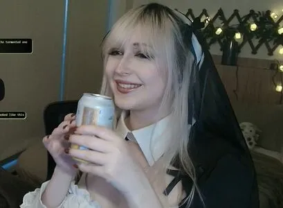Juniper Actias OnlyFans Leaked Free Thumbnail Picture - #13IO4be9O2