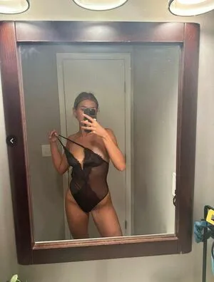 Justineaouellet Thumbnail Picture