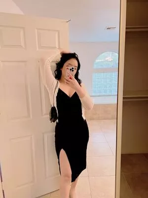 Juwia Thumbnail Picture