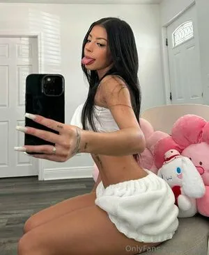 Kaitlen Thumbnail Picture