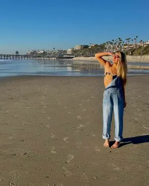 Kaitlin Yamano Thumbnail Picture