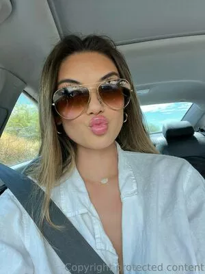 Kaitlyn Nguyen Thumbnail Picture