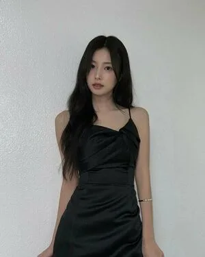 Kang Hyewon OnlyFans Leaked Free Thumbnail Picture - #5ANATl7hSA