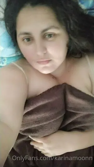 Karinamoonn OnlyFans Leaked Free Thumbnail Picture - #4mCiMtr8RR
