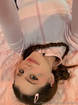 Karinaskinlovers Thumbnail Picture