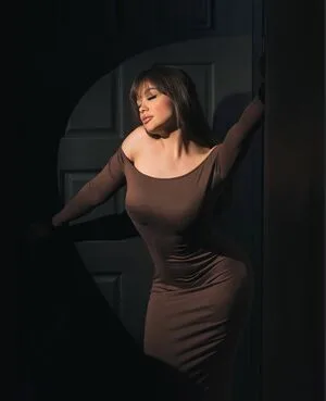 Karla Barrera Thumbnail Picture