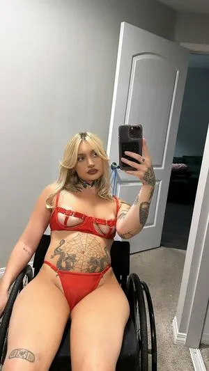 Karlee Rose Thumbnail Picture