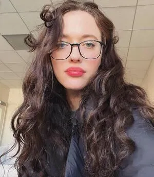 Kat Dennings Thumbnail Picture