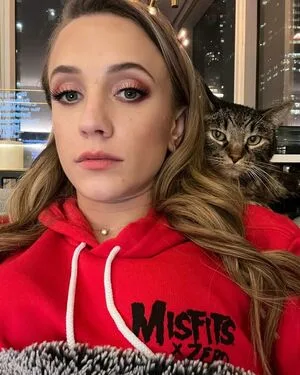 Kat Timpf OnlyFans Leaked Free Thumbnail Picture - #5FtALY7408
