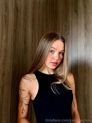 Katalina Mini OnlyFans Leaked Free Thumbnail Picture - #OSvync4kpA