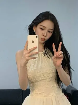 Katarinabluu OnlyFans Leaked Free Thumbnail Picture - #MkTHtswewf