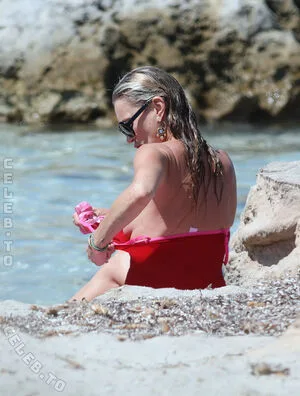 Kate Moss OnlyFans Leaked Free Thumbnail Picture - #9wlAzabwPU