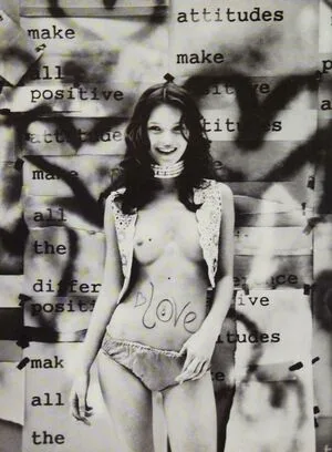 Kate Moss OnlyFans Leaked Free Thumbnail Picture - #gmsObfOXQ8