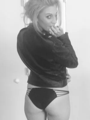 Katee Sackhoff OnlyFans Leaked Free Thumbnail Picture - #1NRbfkYsff