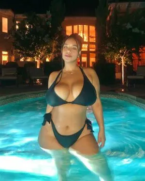 Katelynsade OnlyFans Leaked Free Thumbnail Picture - #1FgBhB3Pon