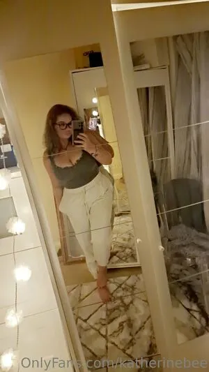 Katherinebee OnlyFans Leaked Free Thumbnail Picture - #f27Fgm28fE