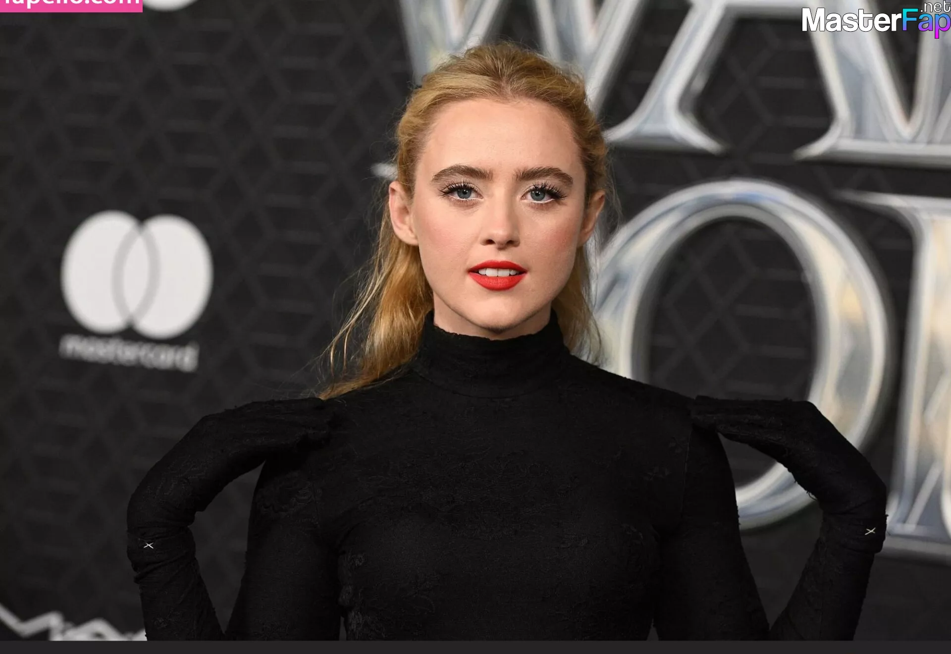 Kathryn newton nackt