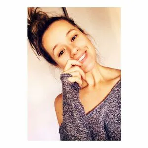Kathryn Thumbnail Picture