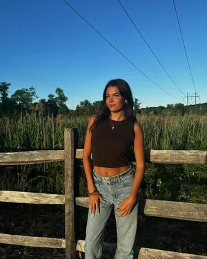Katie Gilmore Thumbnail Picture