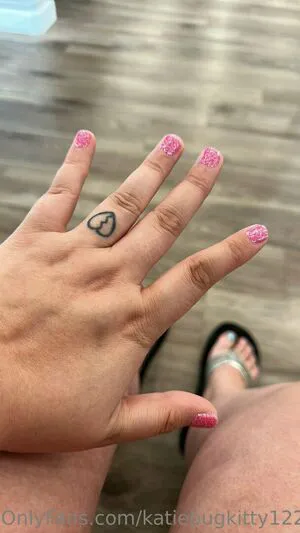 Katiebugkitty122 OnlyFans Leaked Free Thumbnail Picture - #bbNpUlA18F