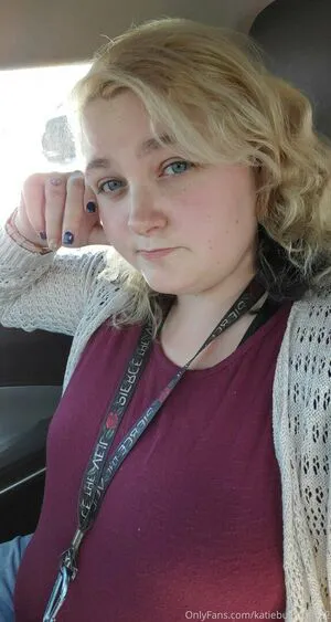 Katiebugkitty122 OnlyFans Leaked Free Thumbnail Picture - #csezyAmdq7