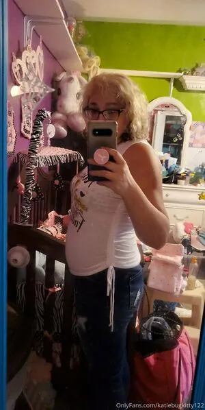 Katiebugkitty122 OnlyFans Leaked Free Thumbnail Picture - #xRssUDaUiF