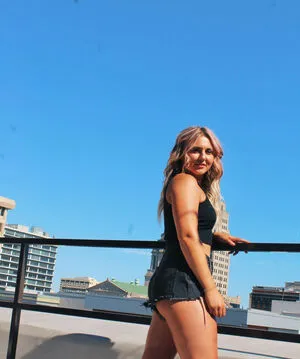 Katrileyyy Thumbnail Picture
