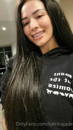 Katrinajade Thumbnail Picture