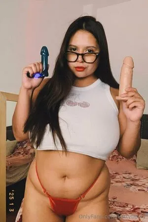 Kattybusty OnlyFans Leaked Free Thumbnail Picture - #4JbVYCFf5V
