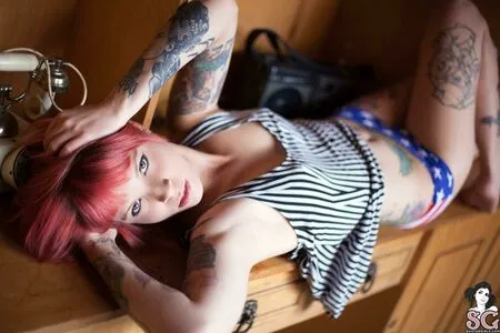 Kattyfox Thumbnail Picture