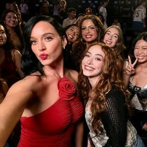Katy Perry OnlyFans Leaked Free Thumbnail Picture - #pndsl7tkjS