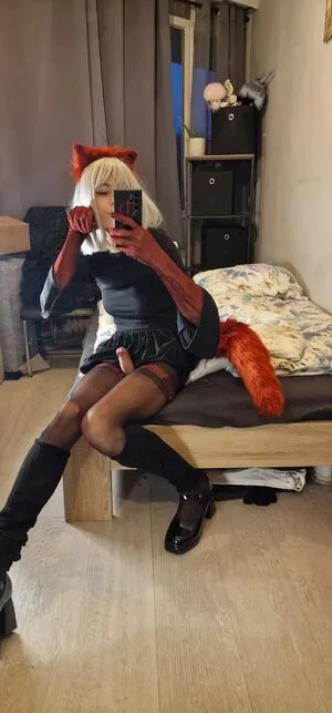 Katyusha Cosplay Thumbnail Picture
