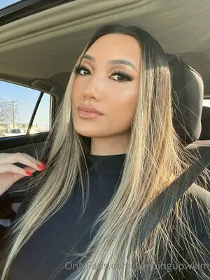 Keepingupwkim Thumbnail Picture
