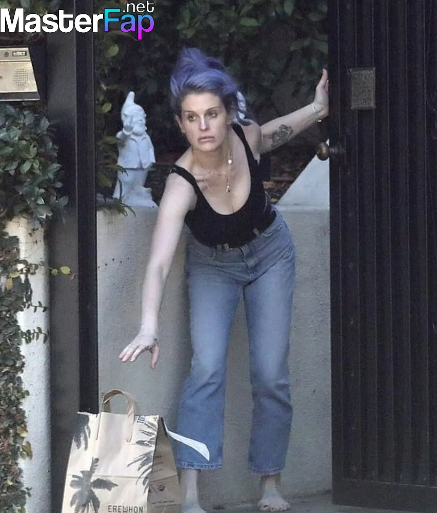 Kelly Osbourne Nude OnlyFans Leak Picture YkXJOh3Onx | MasterFap.net